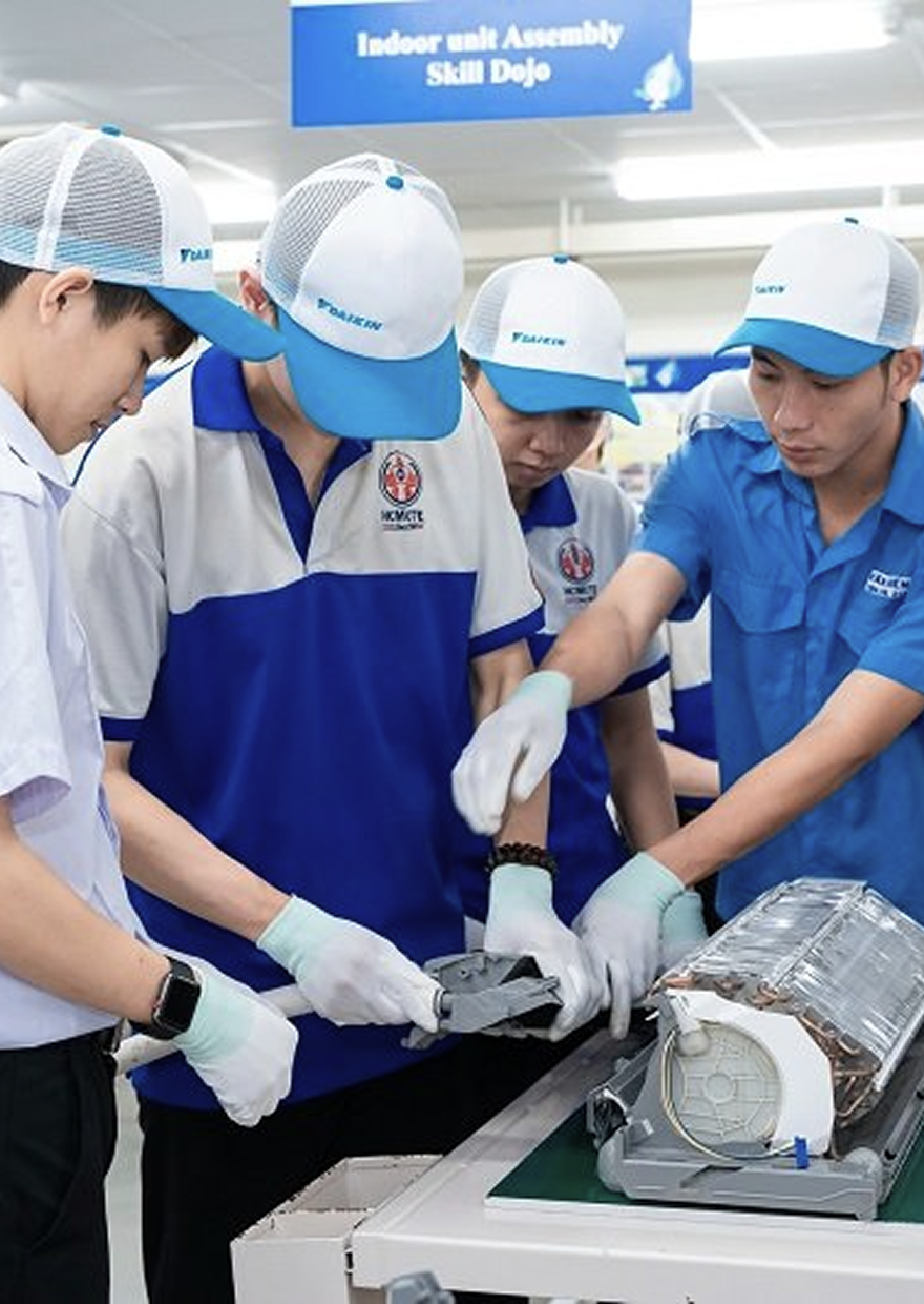 Li&ecirc;n kết đ&agrave;o tạo